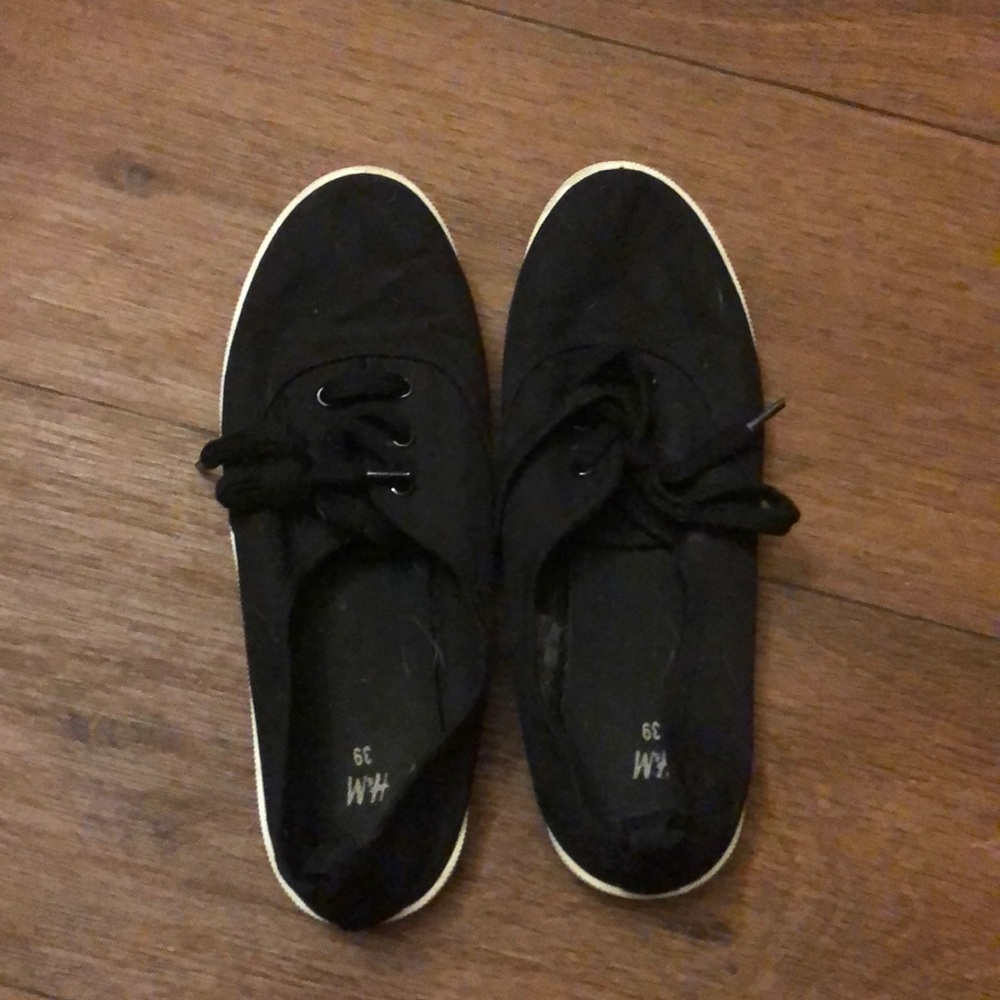 Simple flat black shoes